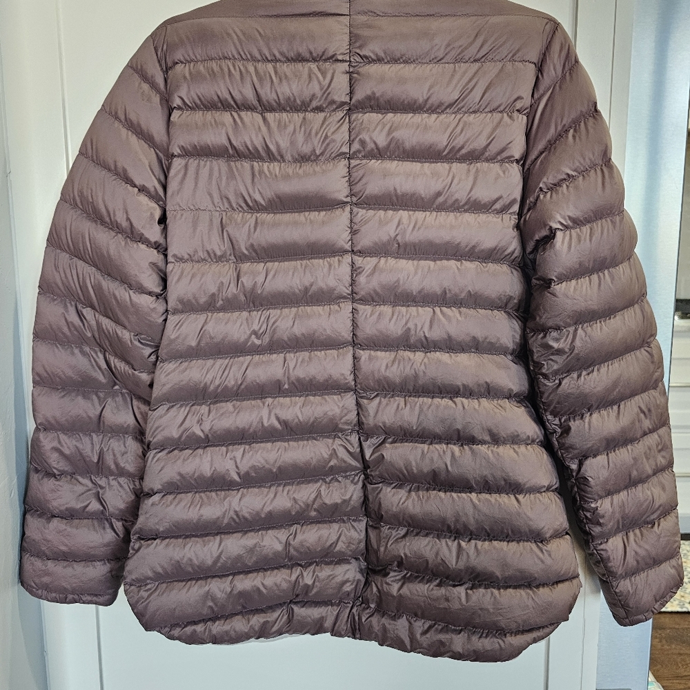 Athleta puffer jacket - Picture 3 of 4